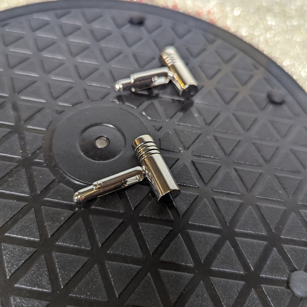 Cufflinks - Picture 3 of 5